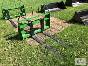 lot 63 image: New 3500lb Kivel 48in pallet forks ...