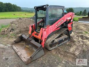 lot 6 image: Kubota SVL 75-2 tracked skid loader...