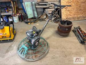 lot 54 image: Whiteman power trowel with Honda en...