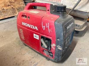 lot 58 image: Honda EU 2200 portable gas generato...