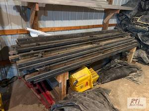lot 64 image: Large quantity of sidewalk forms, a...