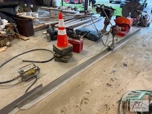 lot 67 image: Power Screed with Honda motor, 16ft...