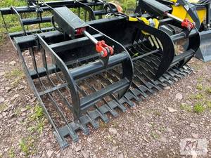 lot 27 image: 6ft dual cylinder rock grapple buck...