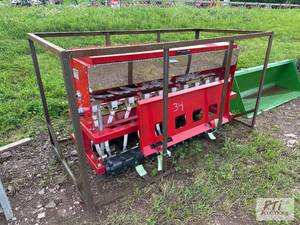 lot 34 image: AGT 6ft seeder with skid loader and...