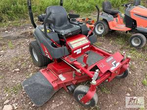 lot 42 image: Ferris IS1500Z commercial zero turn...