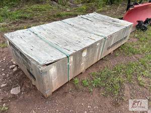 lot 47 image: 12ft x 20ft galvanized metal livest...