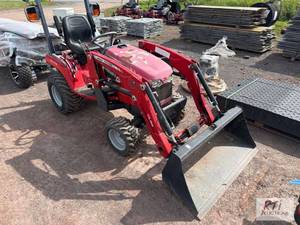 lot 123 image: Massey Ferguson GC1715 compact trac...