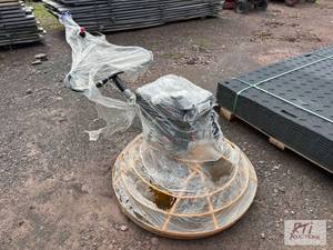 lot 134 image: Power concrete trowel, 212cc engine...
