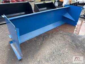 lot 177 image: 8ft skid loader snow pusher....