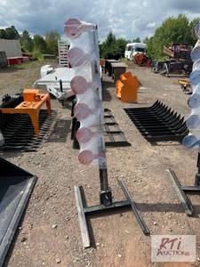 lot 180 image: Vertical rotating shooting target....