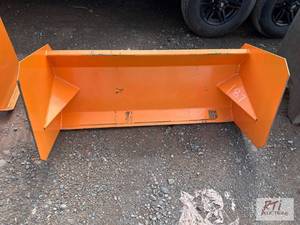 lot 187 image: 4ft snow pusher for mini skid loade...