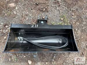 lot 211 image: 32in tilting ditching bucket for mi...