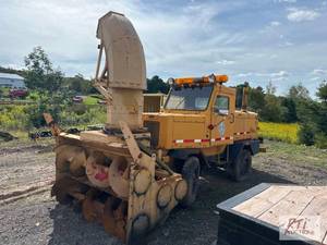 lot 243 image: Sicard&nbsp4x4 Snowblower truck. B...