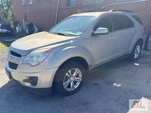 lot 37 image: 2010 Chevrolet Equinox 1LT. VIN 2CN...