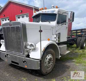lot 67 image: 1970 Peterbilt 289-A. Serial num...
