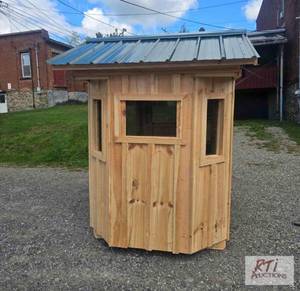lot 145 image: 5 ft x 5 ft hunting shack. 8 window...