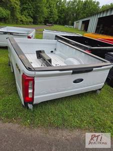 lot 149 image: Ford F350 8ft pickup box. Fits 23-...