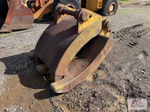 lot 168 image: Grapple attachment came off of CAT ...
