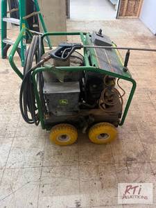 lot 211 image: John Deere hot pressure washer. Run...