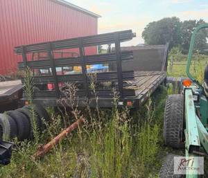 lot 241 image: 14ft flatbed body with lift gate...