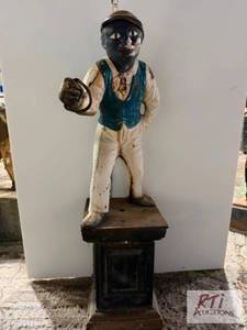 lot 263 image: Vintage painted cast iron lawn Jock...