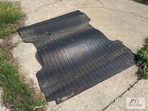 lot 273 image: GM bedliner for 6 foot truck bed...