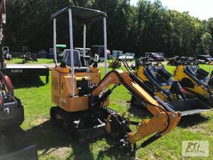 lot 10 image: ATS RT15R mini excavator, 16in digg...