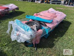 lot 20 image: SDLanch 3 wheeled dump cart with 3f...