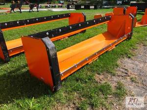 lot 55 image: 10ft snow pusher with bolt on pads ...