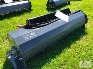 lot 71 image: Wolverine 72in hydraulic rototiller...