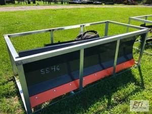 lot 89 image: Wolverine 84in hydraulic dozer blad...