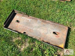 lot 148 image: 2X Skid loader mounting plate. MDI...