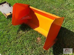 lot 155 image: 3ft snow pusher for mini skid loade...