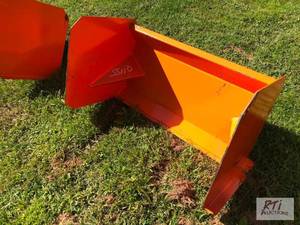 lot 156 image: 3ft snow pusher for mini skid loade...