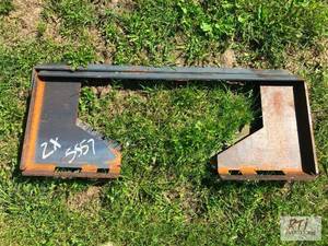 lot 169 image: 2X Open skid loader mount plate. M...