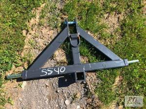 lot 171 image: Wolverine 3pt hitch receiver. MDI ...