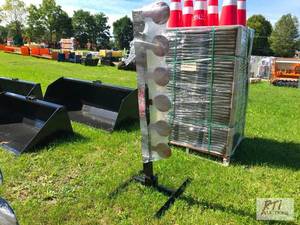 lot 241 image: Vertical rotating shooting target. ...