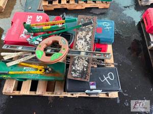 lot 40 image: Pallet of miscellaneous Hand tools....