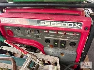 lot 49 image: Honda EB6500X generator, &nbspCabl...