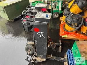 lot 55 image: MAXIS PRO JAX REEL STAND. #55...
