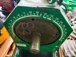 lot 82 image: GREENLEE 555 Pipe Bender. #82...