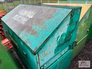lot 99 image: Storage job box.#99...