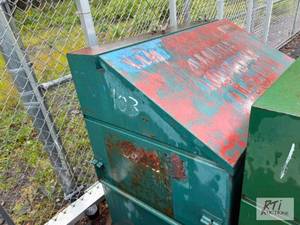 lot 103 image: Storage job box.#103...