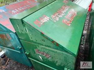 lot 104 image: Storage job box.#104...