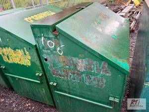 lot 106 image: Storage job box.#106...