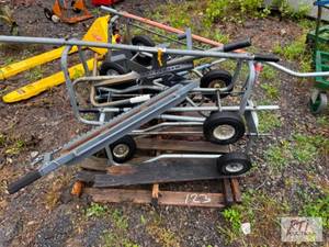 lot 123 image: 2 Pallet of&nbspfolded gray metal ...