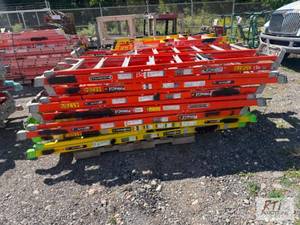 lot 150 image: Pallet of step leaders. 12FT LOUISV...