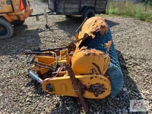 lot 45 image: Power sweeper attachment. 7FT wide....