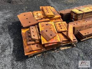 lot 69 image: Pallet of Cut edges.&nbspThe item ...