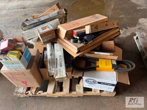 lot 99 image: Pallet of miscellaneous truck parts...
